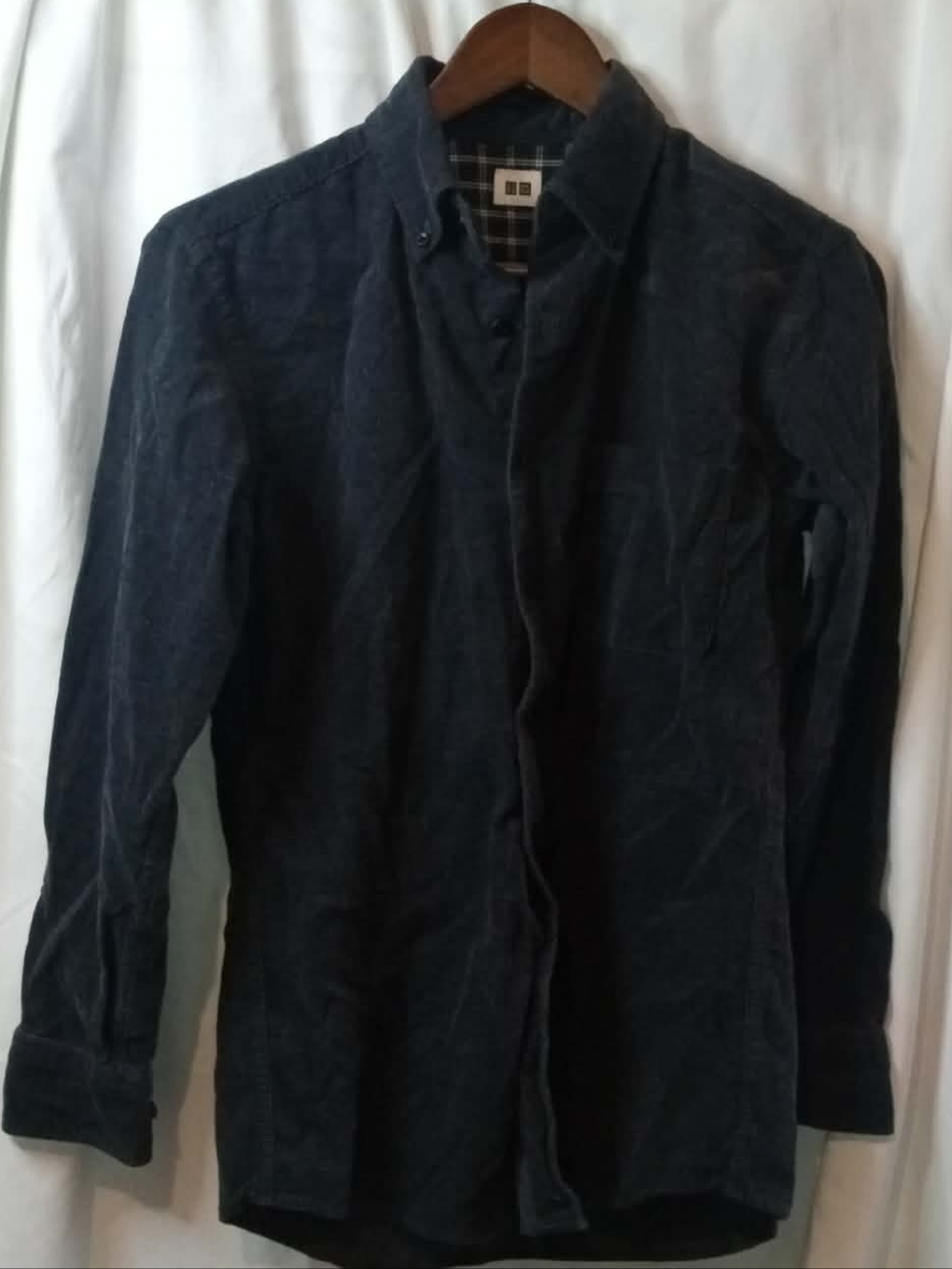 Uniqlo Corduroy Charcoal Button Shirt Small Scandi Classic Preppy Cabincore Work